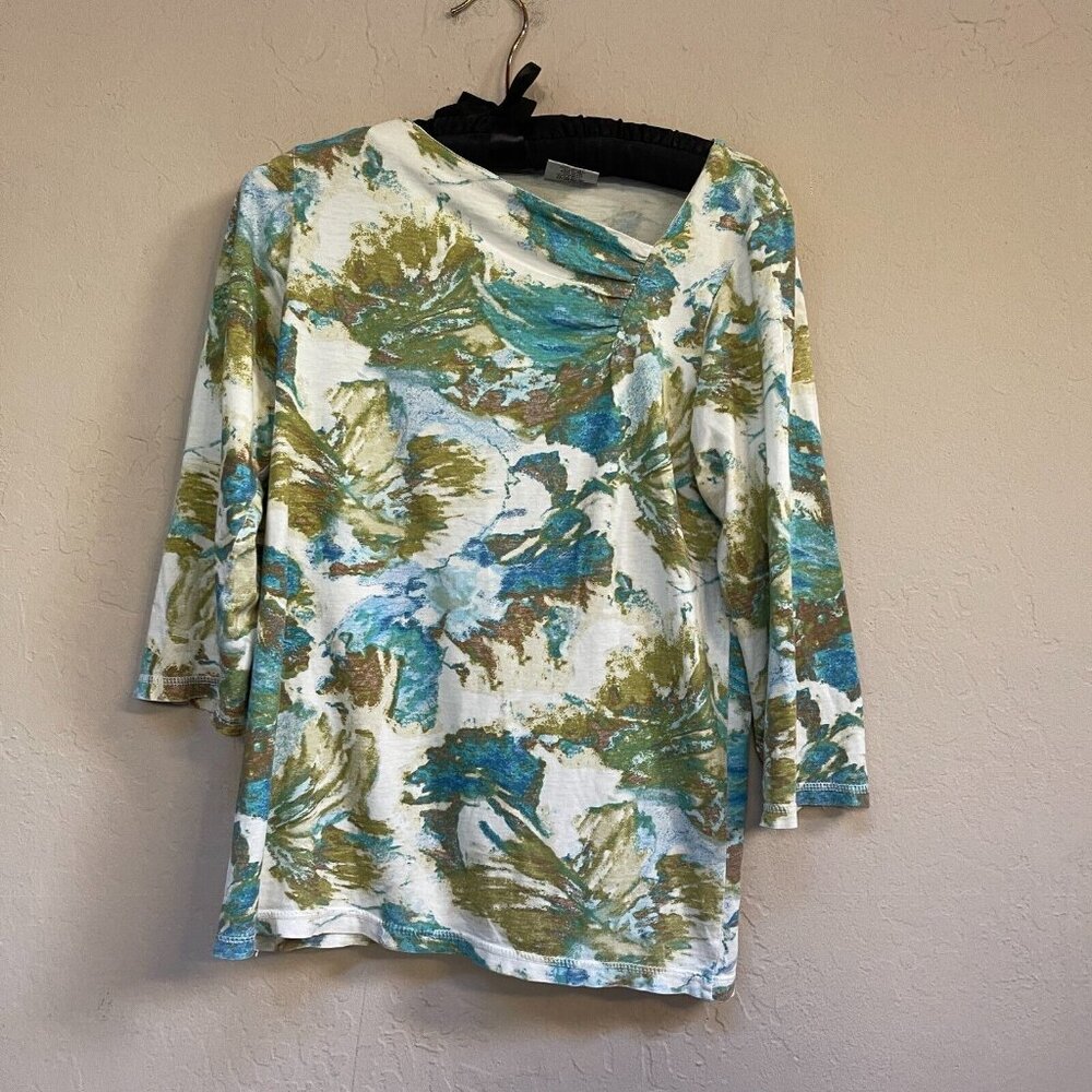 C.M.C by Color Me Cotton Small Asymmetric Neck Printed 3/4 Sleeve Top Green